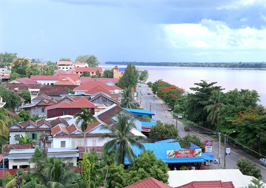 Mekong Dolphin Hotel Kratié Habitación foto
